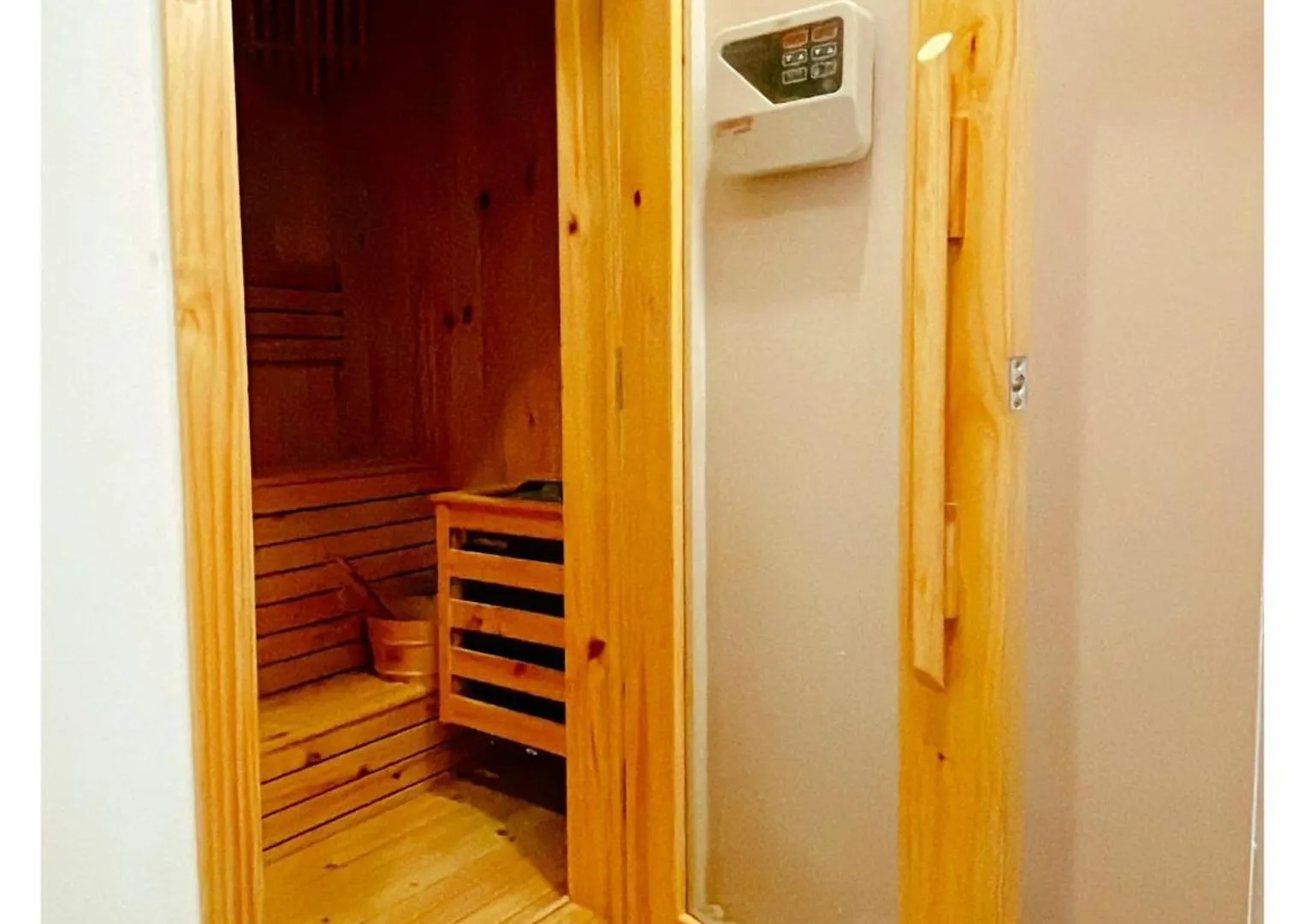 Reverie Home Da Nang 0*,